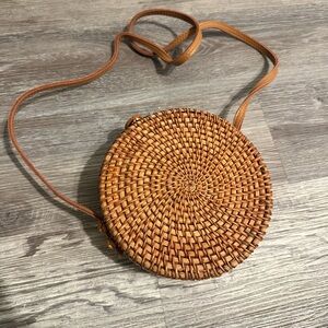 Round Woven  Crossbody Bag